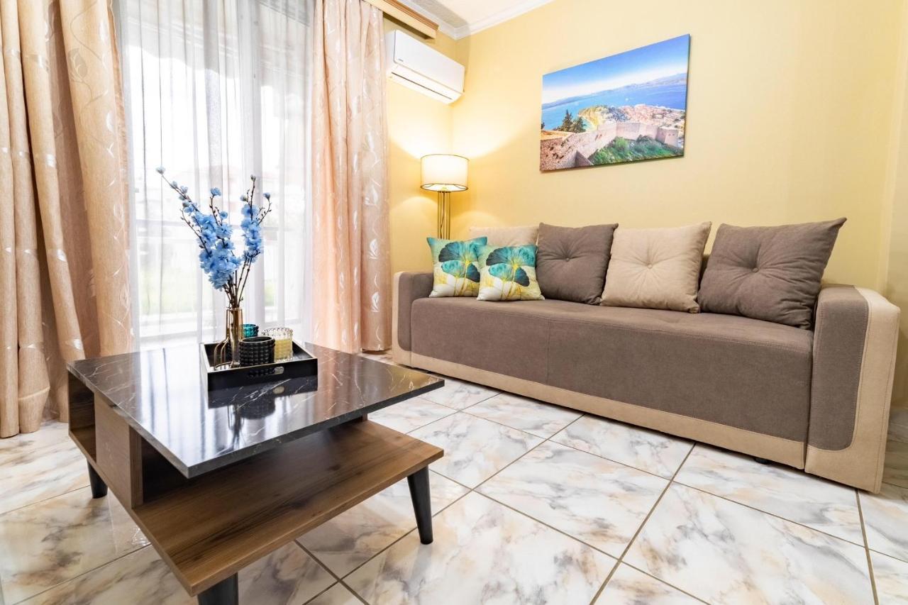 Johnny'S Three Bedroom Apartment Nafplio Ngoại thất bức ảnh